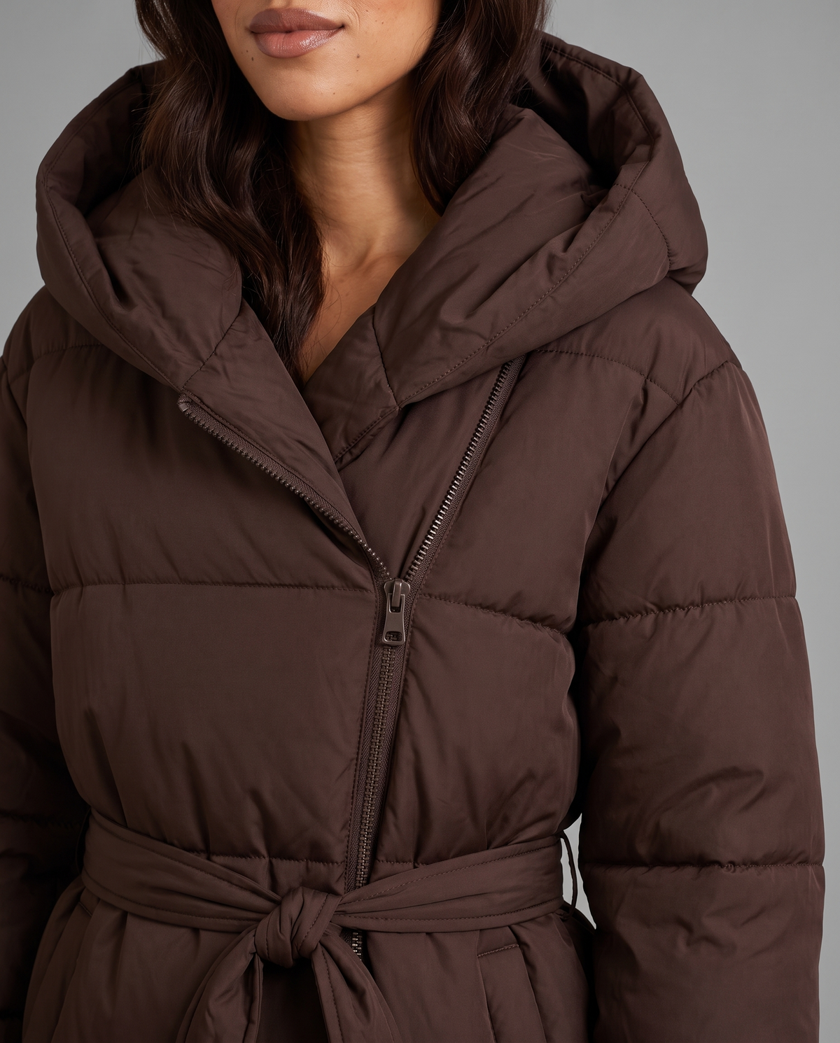 Luciana puffer coat in brown – hood & zip detail