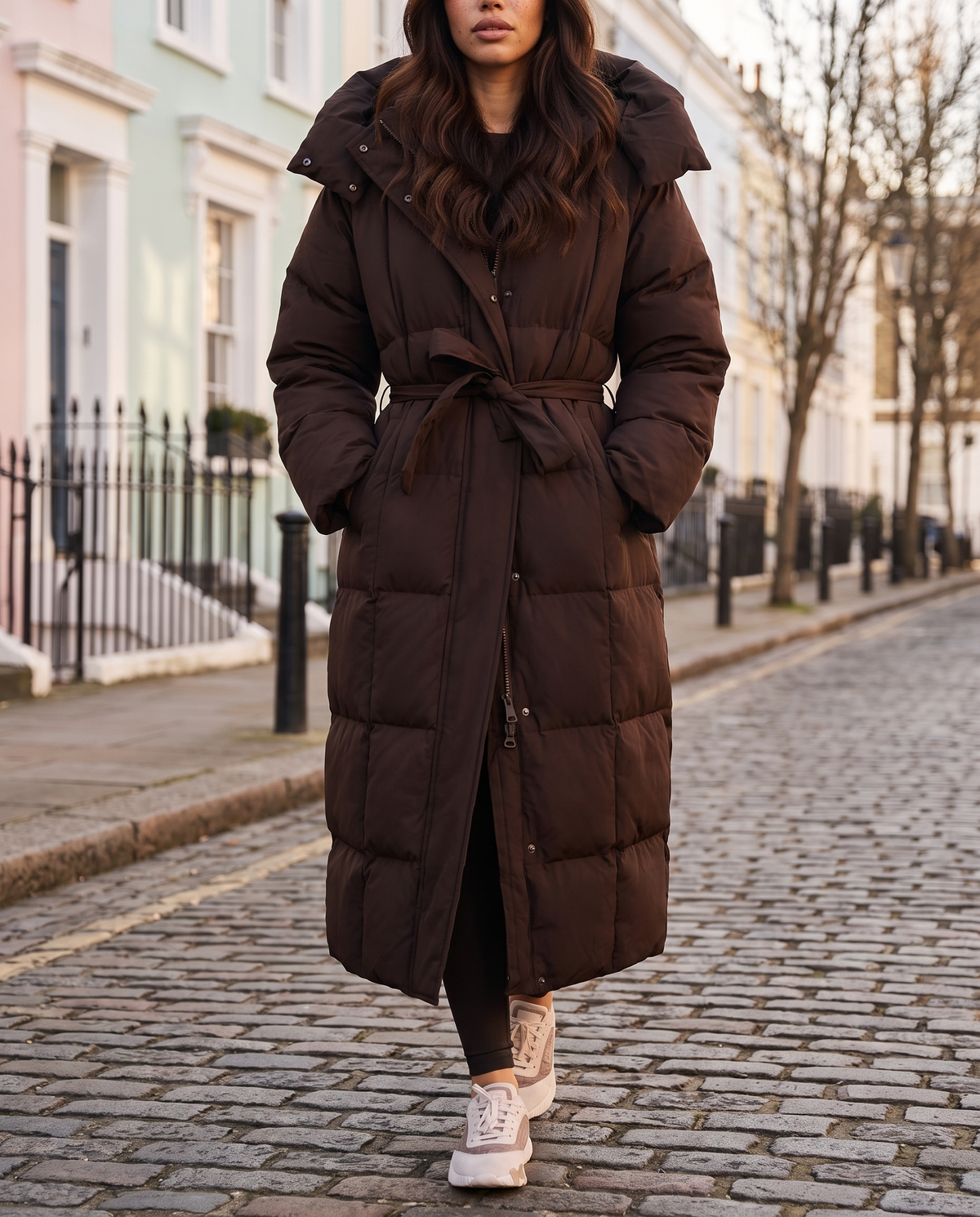 Luciana puffer coat in brown – lifestyle, London